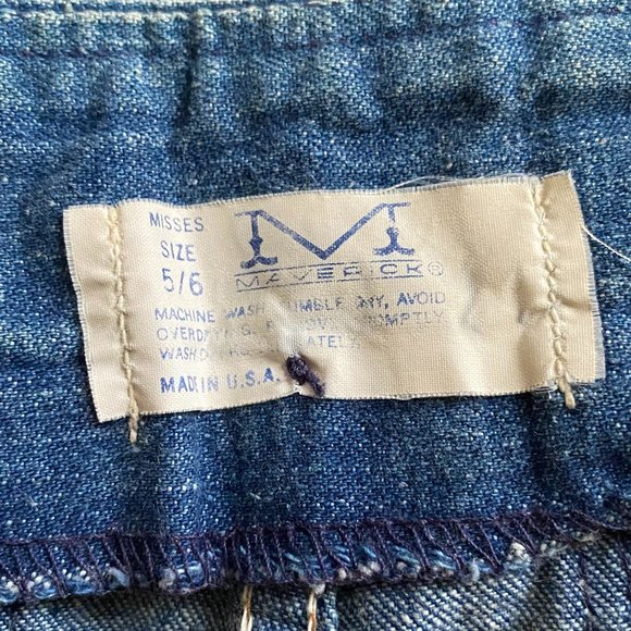 Vintage High Waist Denim Shorts With Zippers - Picture 6 of 6